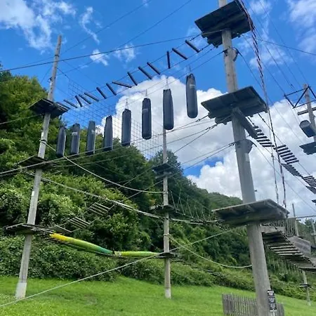 木屋 A- Frame Ardennen 杜柏