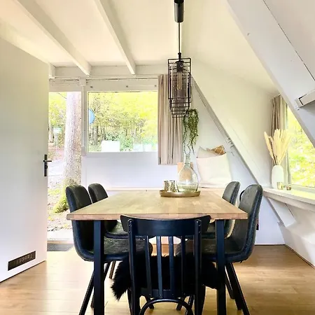 木屋 A- Frame Ardennen 杜柏